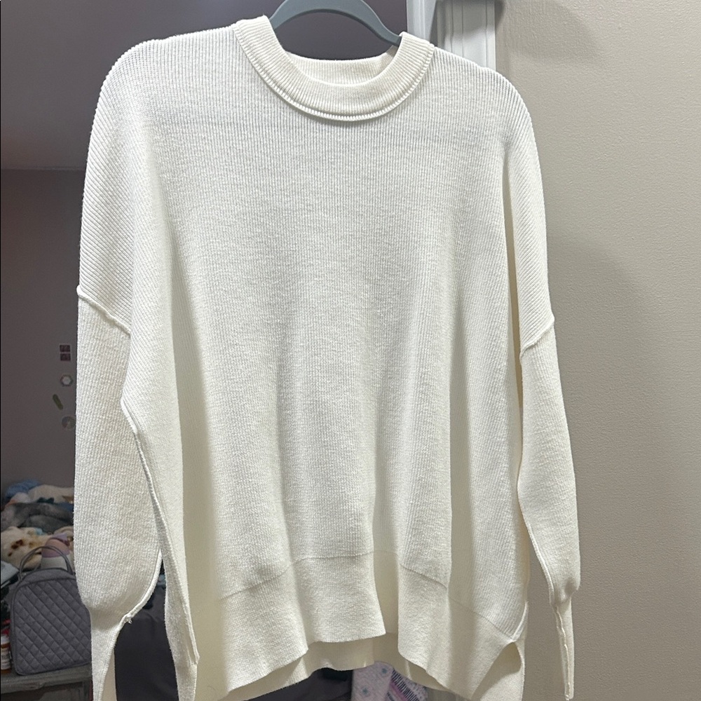 Elegant White Women's Sweater